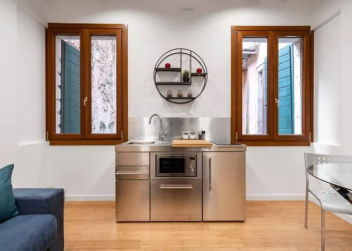 Loft San Stae 18.27 * Венеция