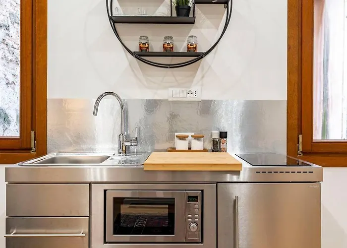 Loft San Stae 18.27 Апартаменты *