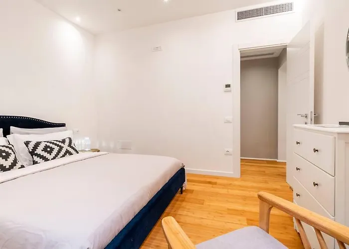 Loft San Stae 18.27 Апартаменты *