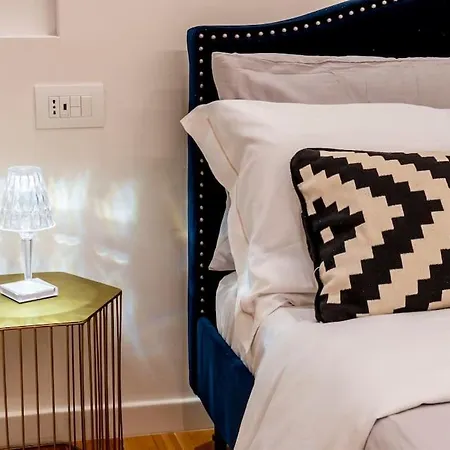 Loft San Stae 18.27 דירה