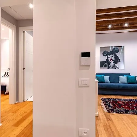 Loft San Stae 18.27 *