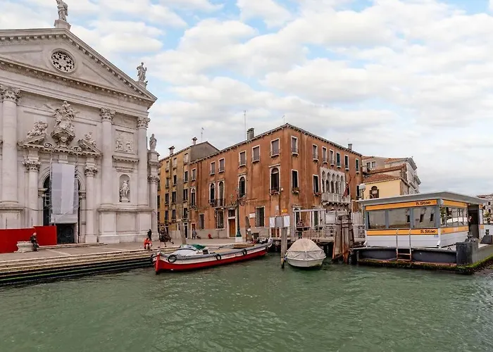 Loft San Stae 18.27 * Venezia