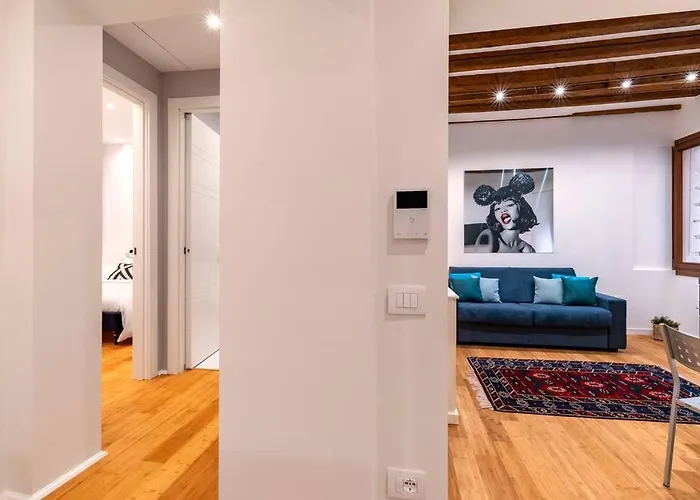 Loft San Stae 18.27 *